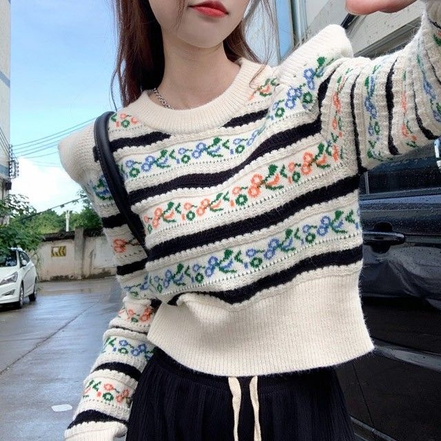 리즈어게인 리즈어게인 폴레르 숄더 퍼프 크롭 니트 3524496