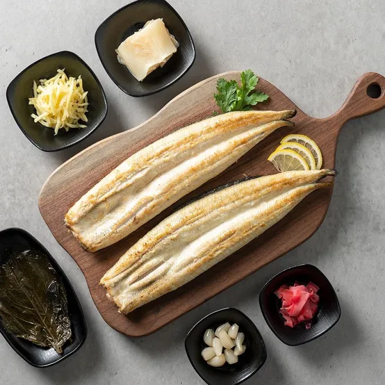 산지직배송 고창 자포니카 민물장어 1kg(손질후 700g 내외) / 소스 2종 + 초생강 증정