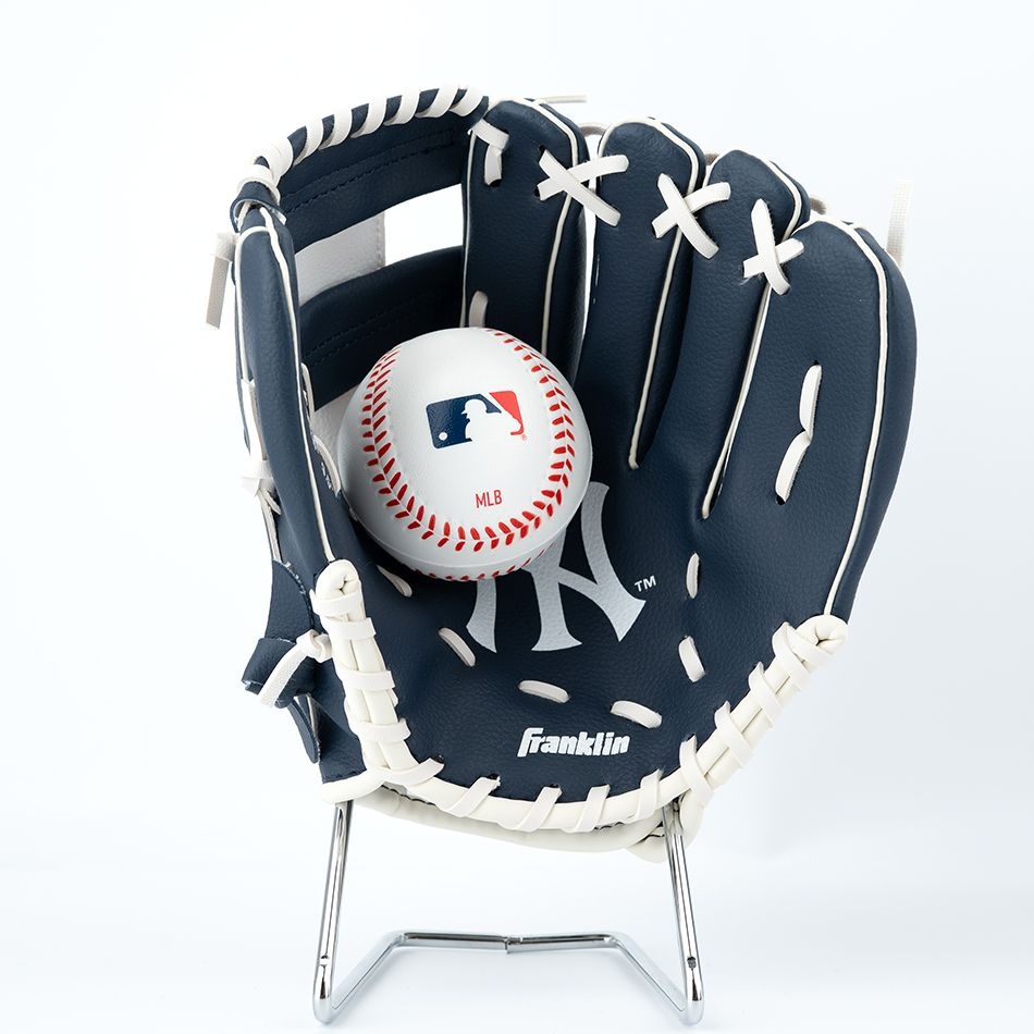프랭클린 어린이 야구글러브 MLB NY 뉴욕 양키스 9.5인치 우투 안전야구공 포함