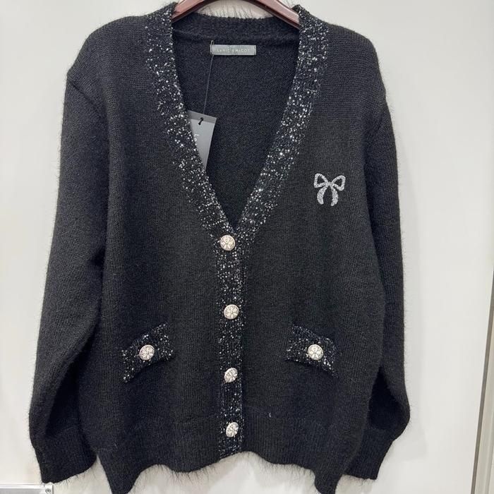 상세페이지 참조 [르니앤맥코이]스팽글 네크라인 버튼 가디건 MM11CD011_YS