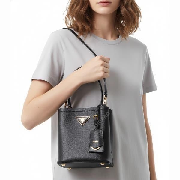 PRADA 프라다 26SS 파니에 사피아노 가죽 미니백 (1BA217 OOD 2ERX F0002)