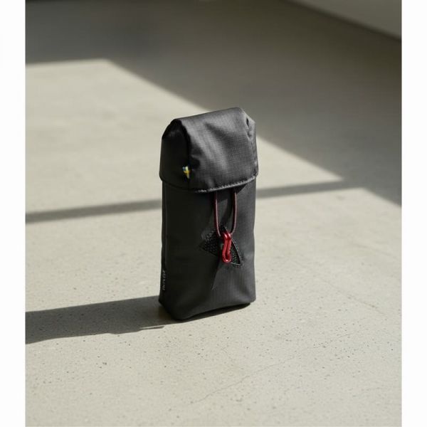 클라터뮤젠 커뮤니케이터 포켓 2.0 레이븐 숄더백 파우치 보조가방 41445U11-961