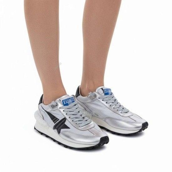 상품상세참조 MUST IT_FW25 여성 마라톤 스니커즈GWF00684 F005667 60246