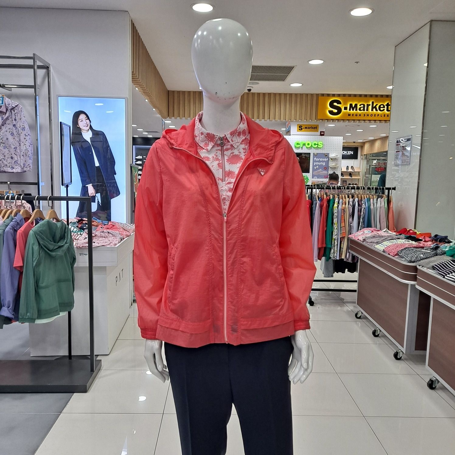 [모다아울렛][피에이티]후디드 경량 점퍼  1L41336-1_US 울산점