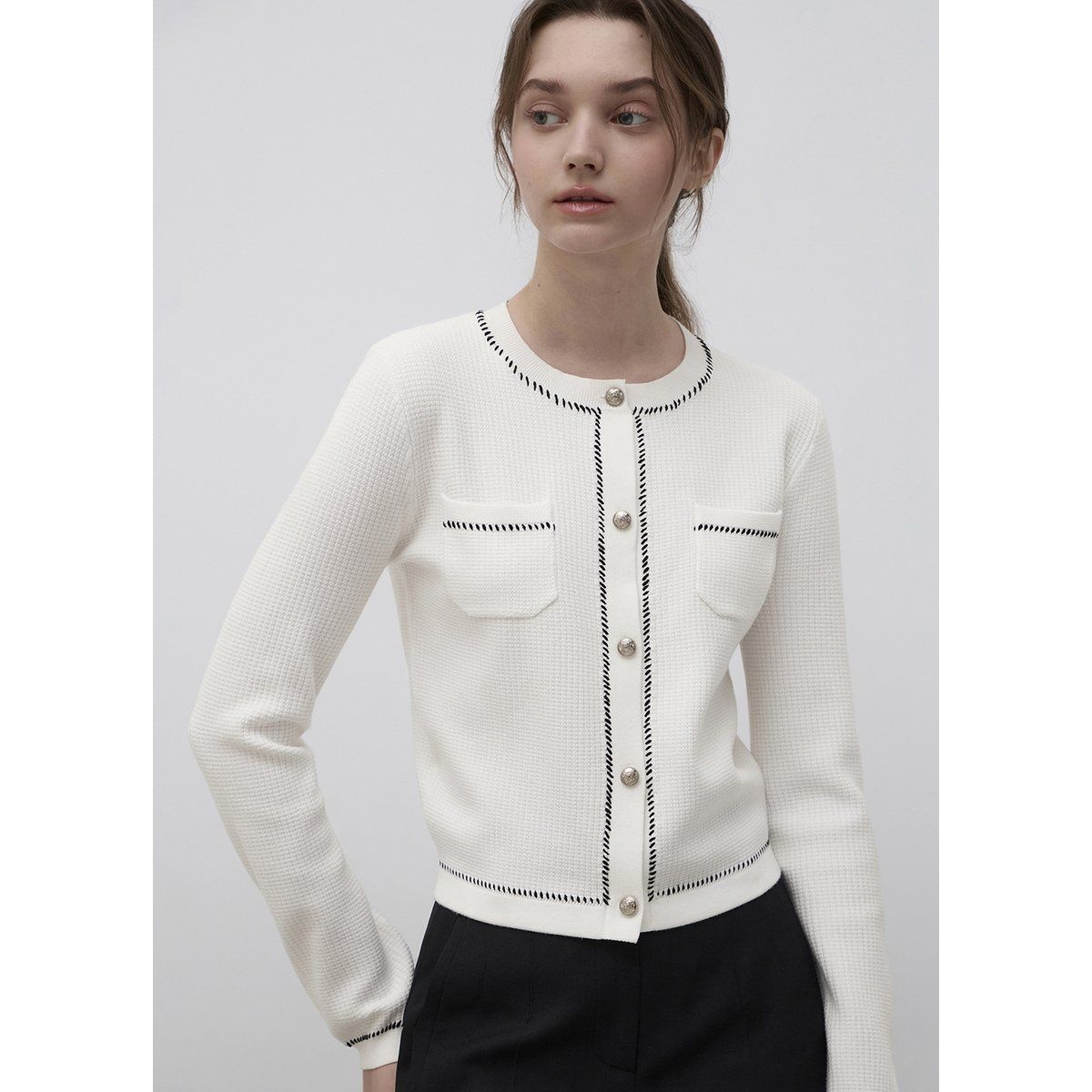 잇미샤 <매장정품> it MICHAA 잇미샤 배색 트리밍 크롭 트위드 가디건 ITQ3YCD720 1332518