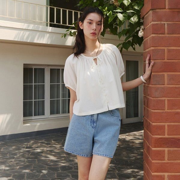 잇미샤 <매장정품> it MICHAA 잇미샤 [25 SS] 셔링포인트 볼륨 블라우스 ITP6ZBL720 1332675