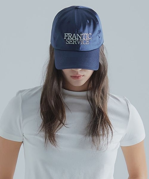 FRANTICSERVICE FRANTICSERVICE 프랜틱 자수 새틴 볼캡 - 네이비