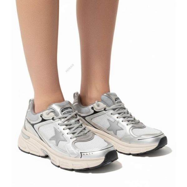 GOLDEN GOOSE 골든구스 26SS 라이트스타 스니커즈 그레이 TPU 스타 (GWF00724 F007843 60320)