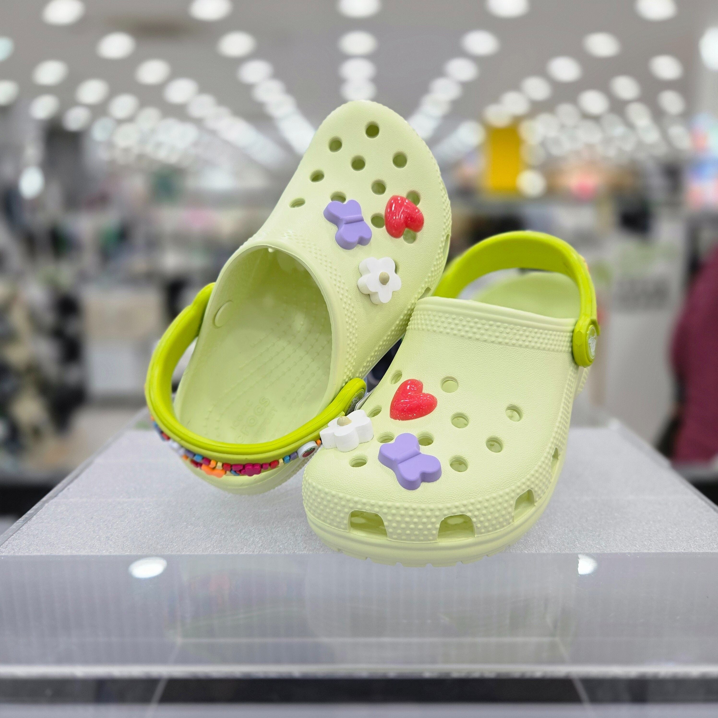 클래식 프렌드쉽 브레이슬럿 클로그 키즈 211306-3ZLDJ