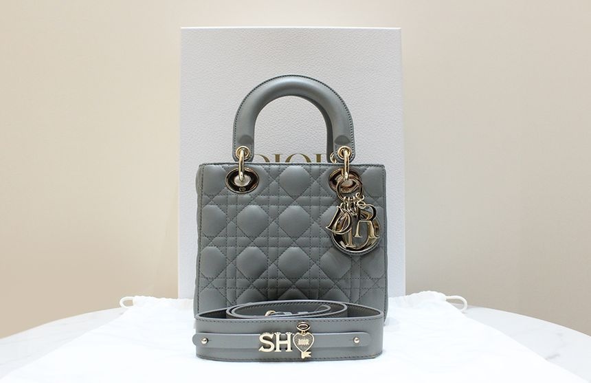 디올 중고 디올 스몰 레이디 백 마이 ABC 까나쥬 램스킨 그레이 M0538OCAL M41G 122241982