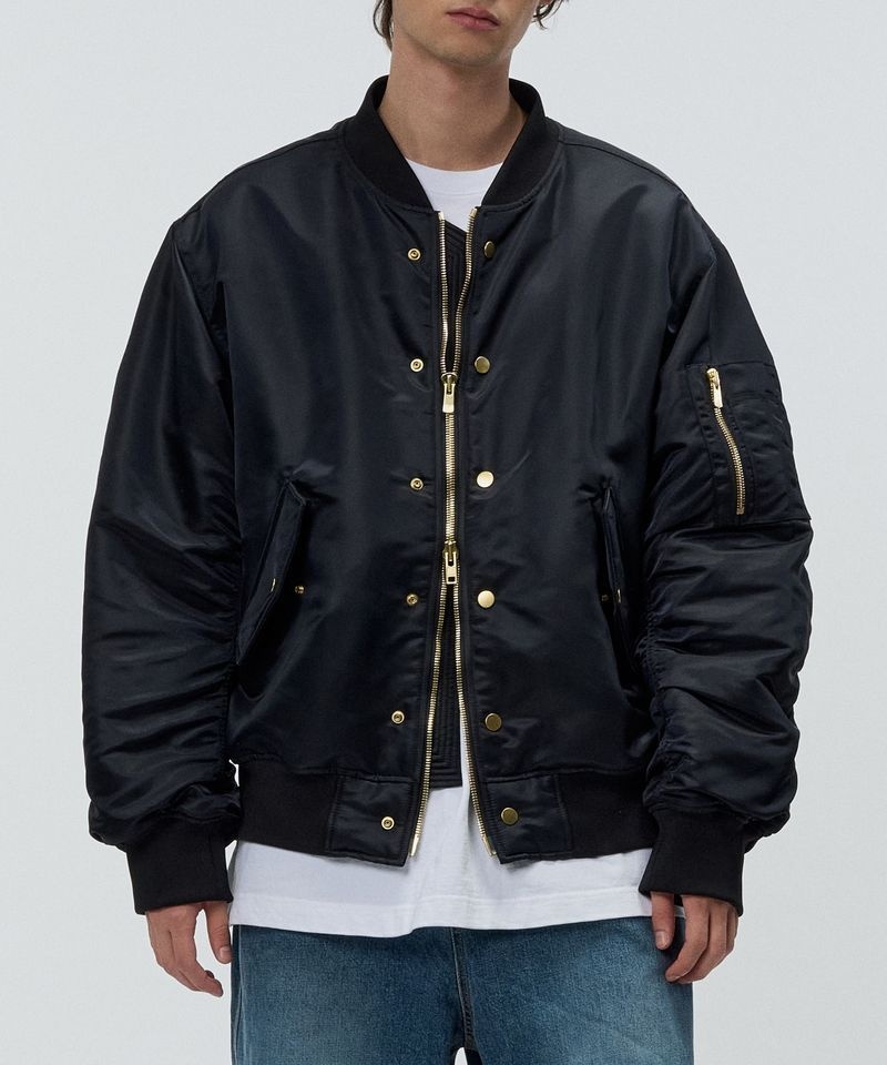 INTERSECTION 오버사이즈 골드 스냅 MA-1 점퍼