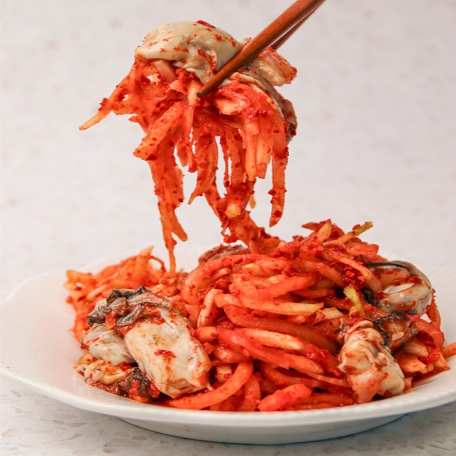 원푸드협력사 시원한 감칠맛 굴무생채 1kg