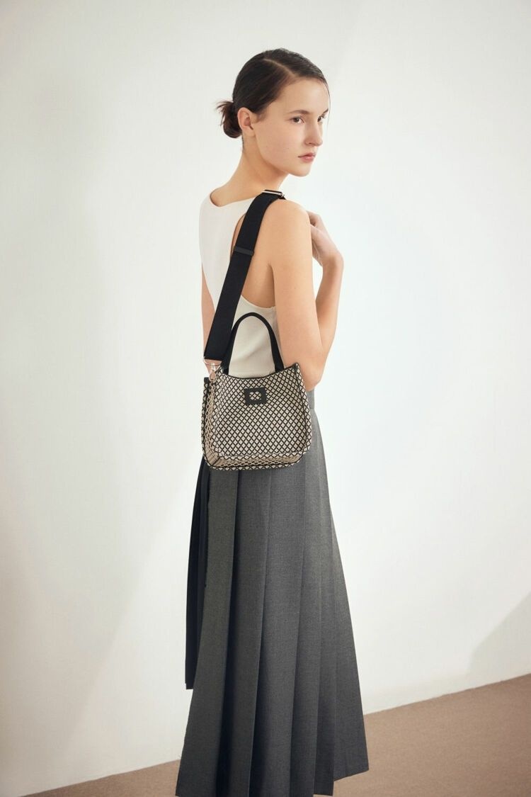 [롯데백화점] 루즈앤라운지 에센자 미니 토트 RA2G3ABG605WBK LE1221506056