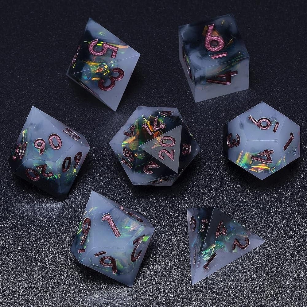 [해외] Mini Planet Liquid Core 핸드메이드 7 액서리 샤프 엣지 다면체 DND 던전 앤 드래곤 주사위 트 [호환]