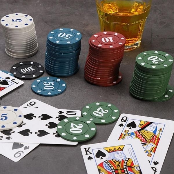 [알티피아][하프클럽]카지노칩 포커 게임 카드 겜블 방수 휴대용 100개입