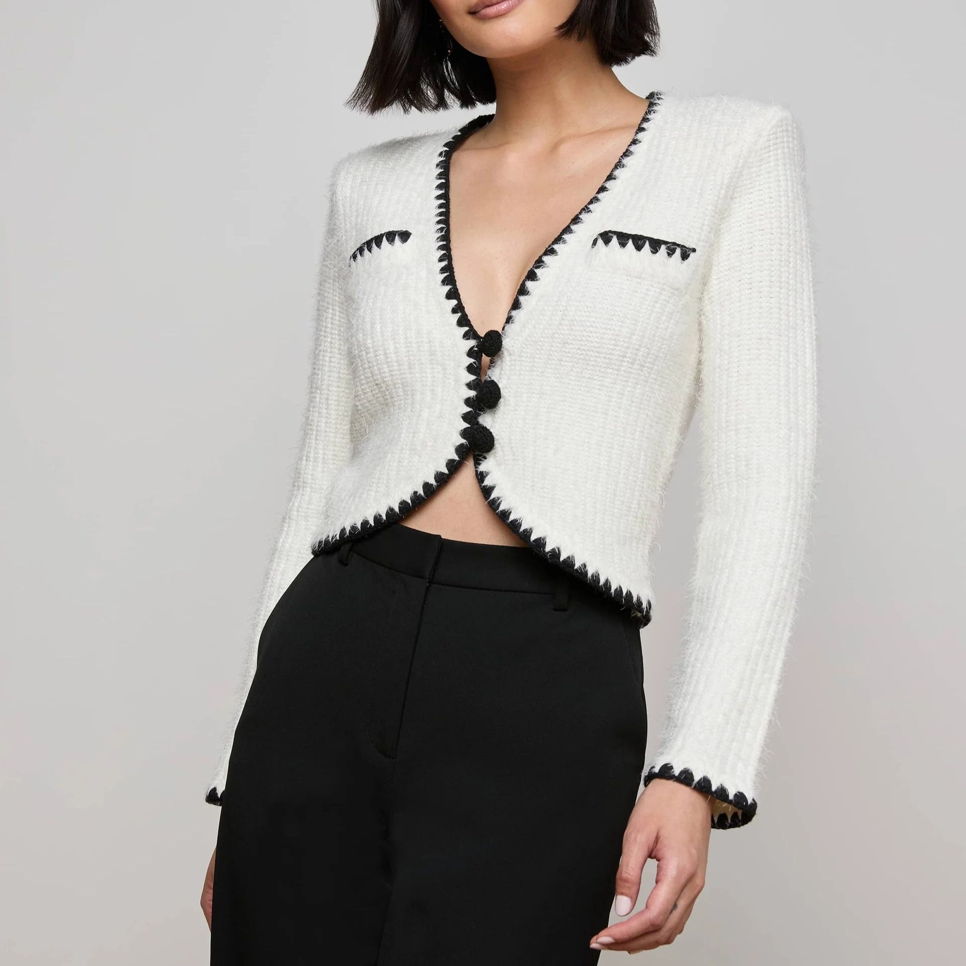 [롯데백화점] 라장스 [황우슬혜 착용] Anaya Knit Cardigan 80106SPO WHBL LE1220458153