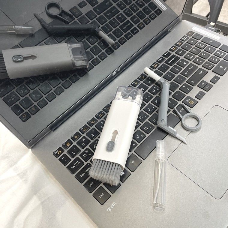 옆집샵 키보드 청소용품 7종 키트 틈새 먼지 제거 전용 청소 도구 세트