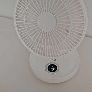 오아 턴에어 미니 탁상용 BLDC 무선 소형 자동 회전 선풍기 사무실 책상 테이블 데스크