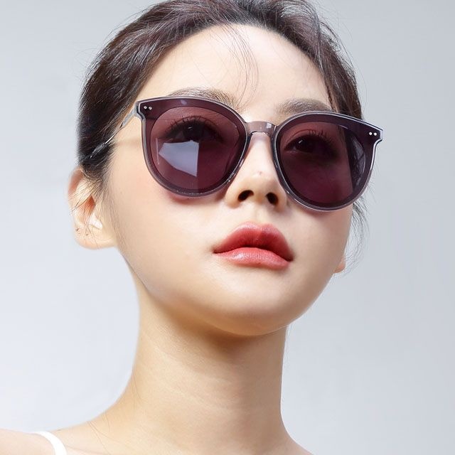 [패션플러스][룩플러스]어나더루트 선글라스 SERENADE C3  남자 여자 오버핏 패션 뿔테 플랫