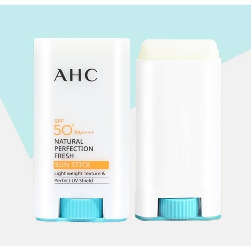 LOTTEON 필수뷰티 지속내수성 끈적임없는 보습진정 선스틱(17g) 블럭 남성용 순한 30대 여름