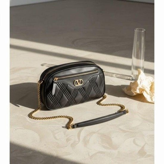 MUST IT_ 퀼티 67 나파 가죽 여성 미디엄 숄더백 6W0B0R03 IFE 0NO