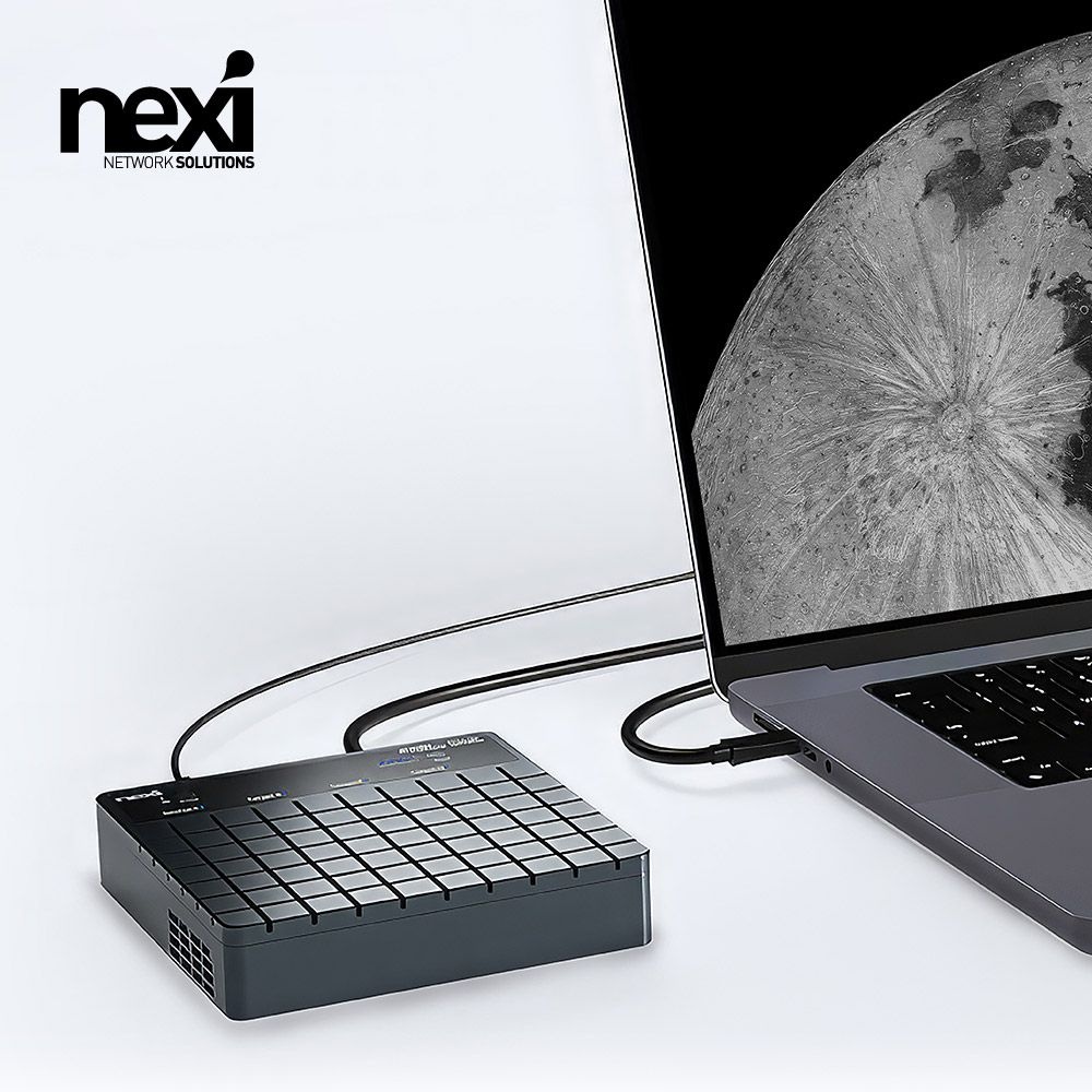 넥시 NX-NVME-D4 USB4 썬더볼트4 4베이 M.2 NVMe 도킹스테이션  - nx1441