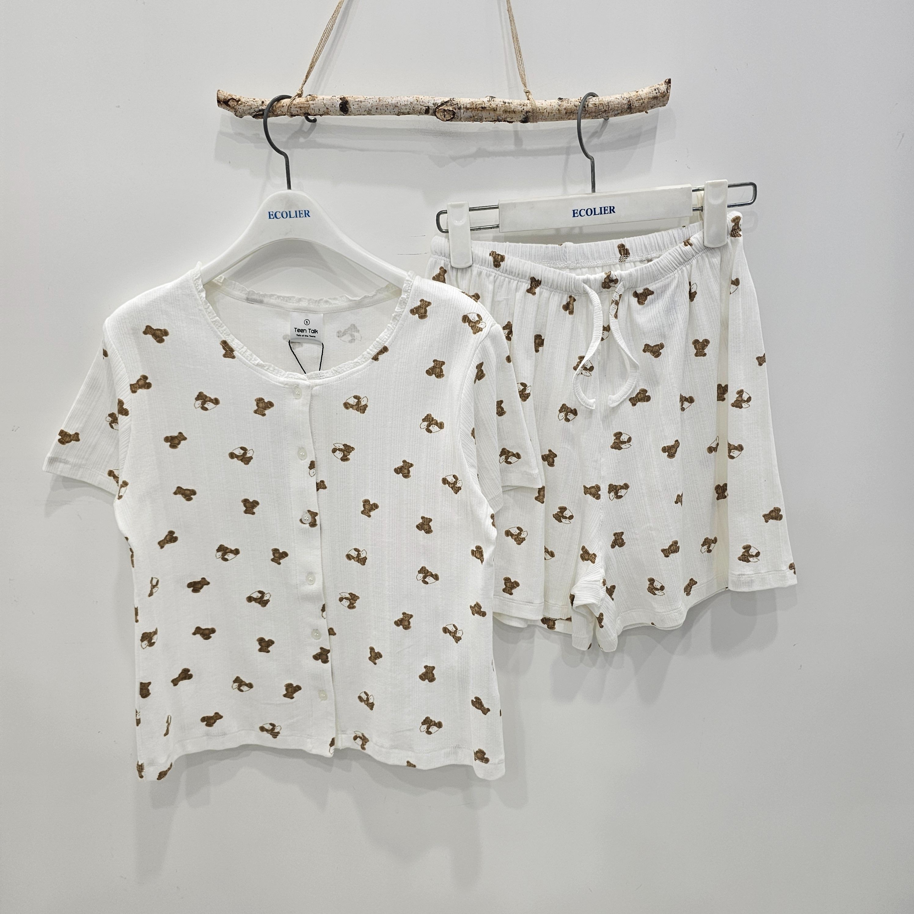 에꼴리에 [모다아울렛][에꼴리에][시흥모다] 에꼴리에 주니어 슬립 베어 라운드넥 파자마 세트 26OP752_SH 시흥점