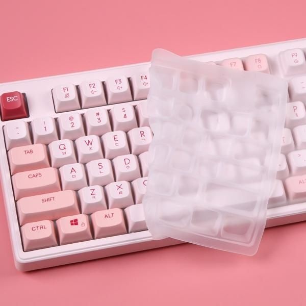 몬스타기어 실리콘 키스킨, 몬스타 가츠 클래식 104 X108