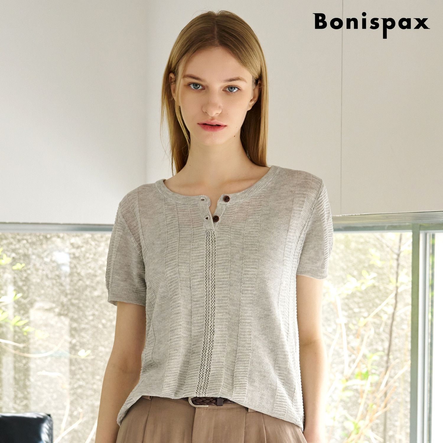 미니멀 버튼 포인트 반팔 니트 (XQ2KT030L0)