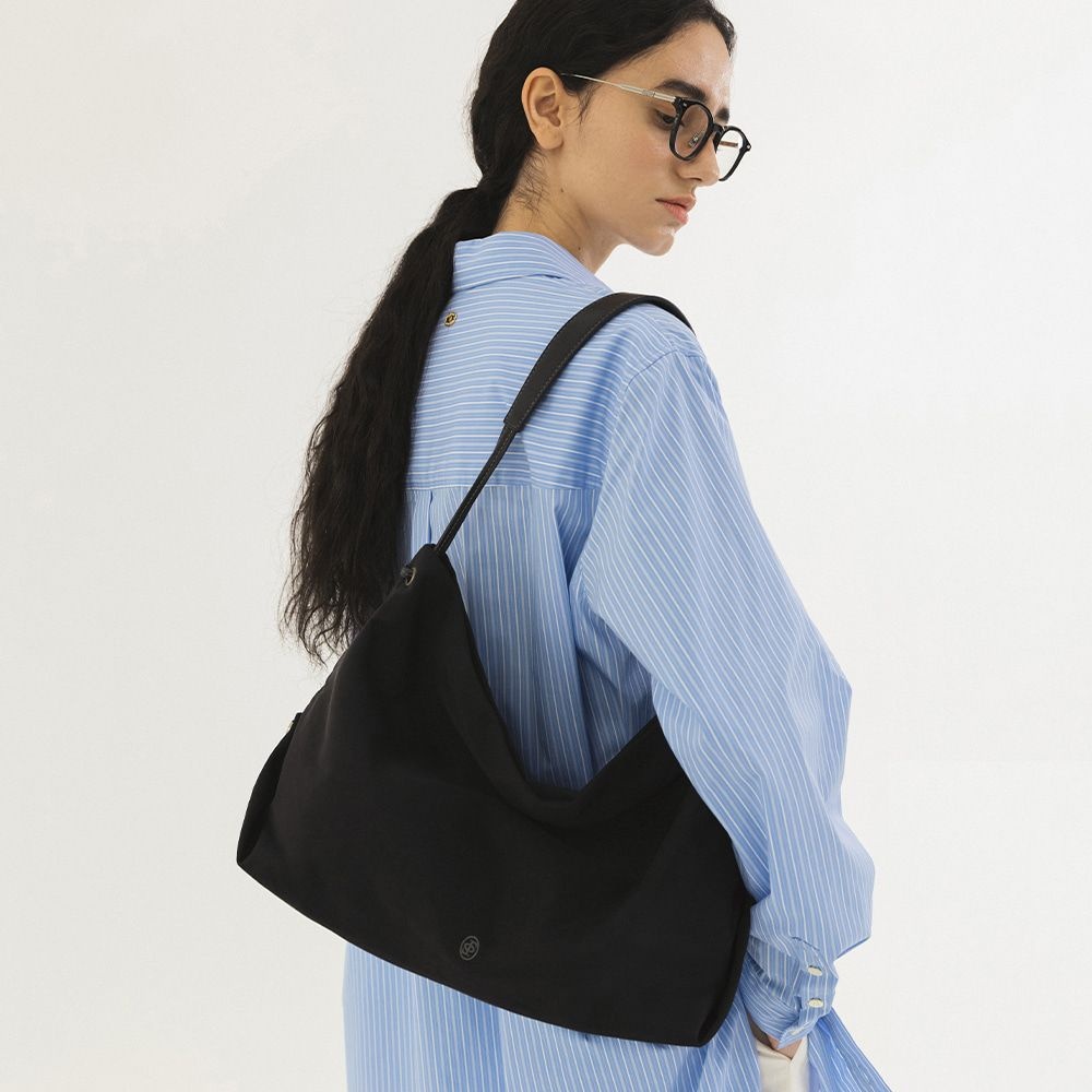 SI-AC3071 Lotus Bag_Black
