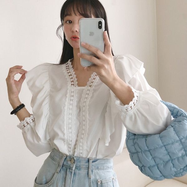 드레스날다 [패션플러스][드레스날다]아르헨티 브이넥 레이스 봉긋 어깨 프릴 블라우스
