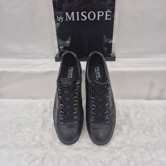 By 남성 와이드 핏 스니커즈 121HZ830GP012 BLACK 1_JJ