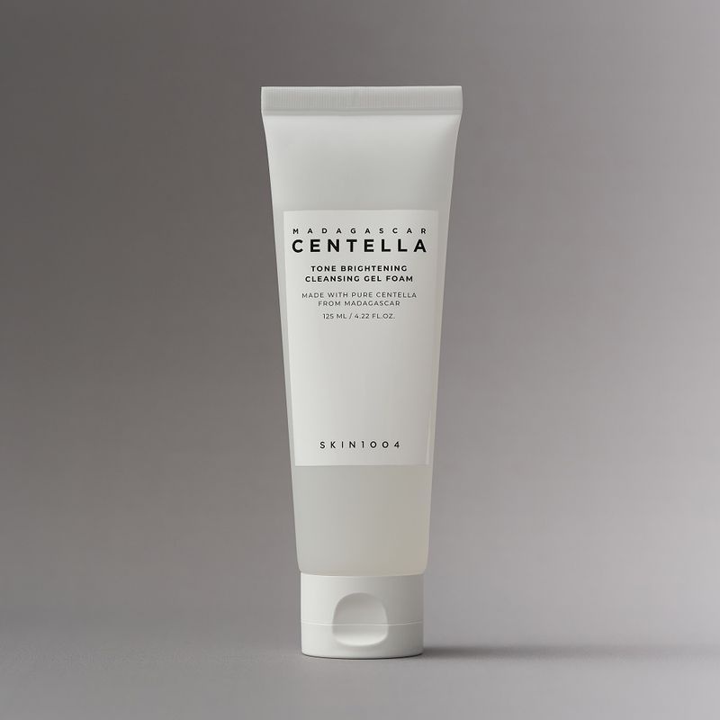 SKIN1004 마다가스카르 센텔라 톤 브라이트닝 클렌징 젤 폼 125ml KRSKL007 413138