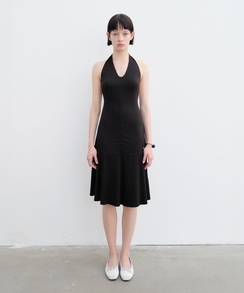 YUNSE [5월 19일 배송] YUNSE 셔링 홀터 드레스 (블랙)
