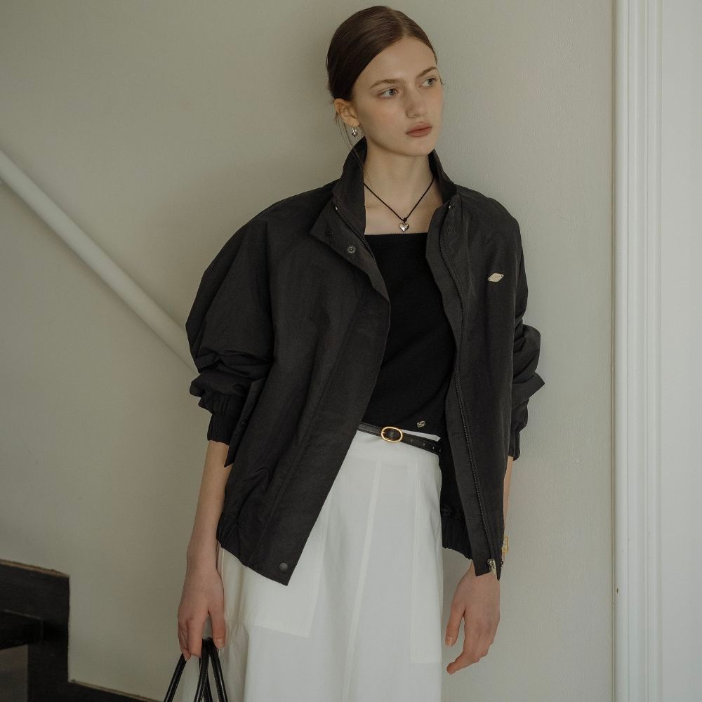 Crispy compact wind breaker jumper_Black