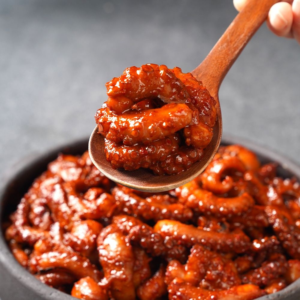 [롯데온] 팔팔낙지 양념 낙지 볶음 435g 3팩 (35,700원/3,500원)