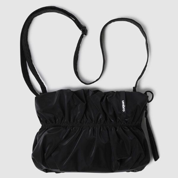 엄브로 캔디 크로스백 UR322CBG74 BLACK