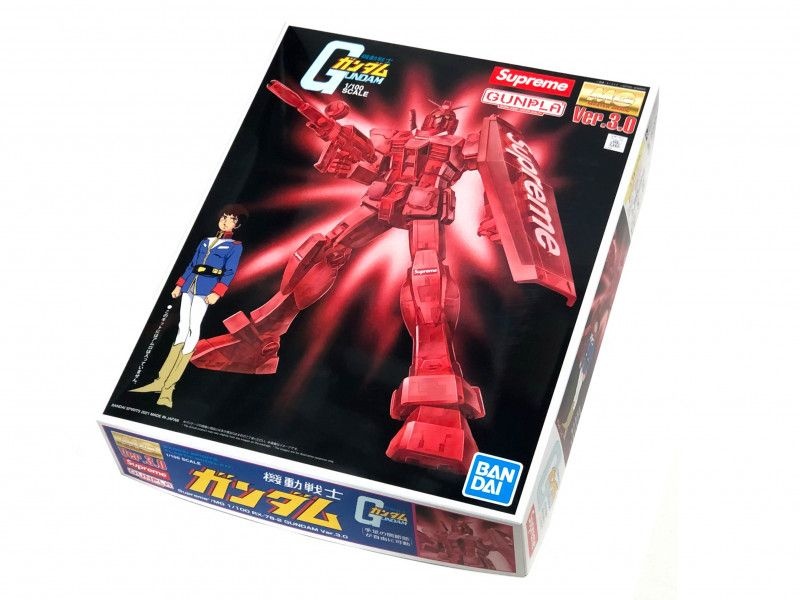 [해외] 슈프림 재팬 Supreme 슈퍼 건담 21AW/FW 빨강 MG 1/100 RX-78-2 GUNDAM Ver.3.0 플래시  건담 마스터 그레이드 피규어