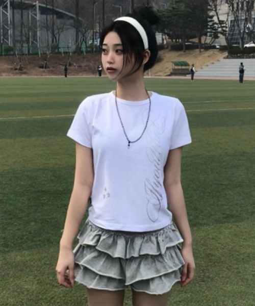 이퓨원트 Cursive Crop Tee White IF26S04