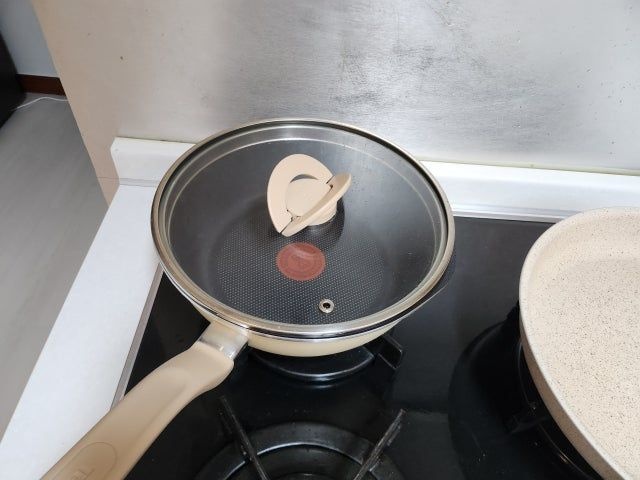 테팔 인덕션 티타늄 1X 원픽냄비팬 22cm 양송이 베이지