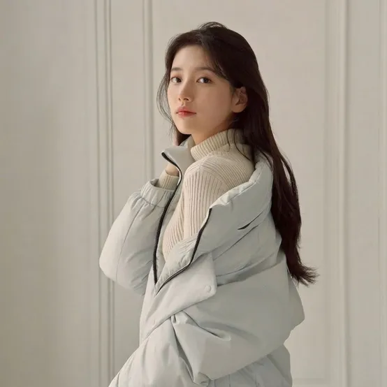 [정상가:459,000원](사은티)역시즌 남녀공용 씬에어 라이트 구스다운 KUW24541