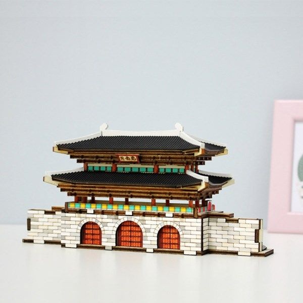 텐바이텐 1/250 목재 입체퍼즐 - 영공방 경복궁 광화문