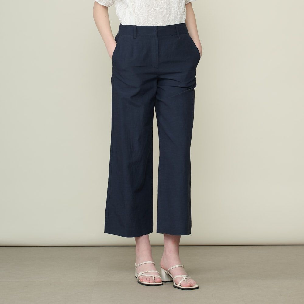 [롯데백화점] BCBG 모던 와이드 팬츠(B6M4P328) LE1221921013