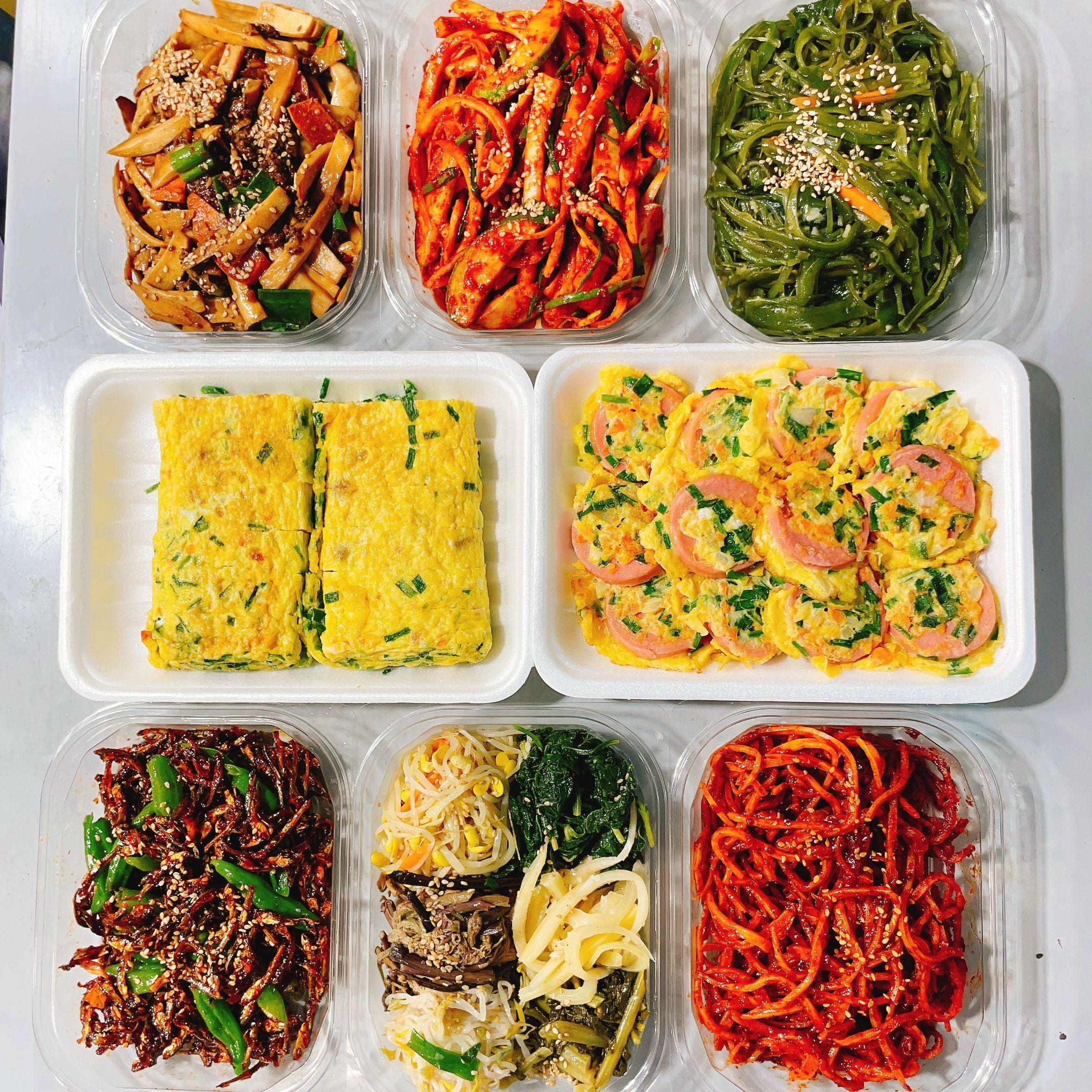 순수한반찬 기본 반찬 골라담기