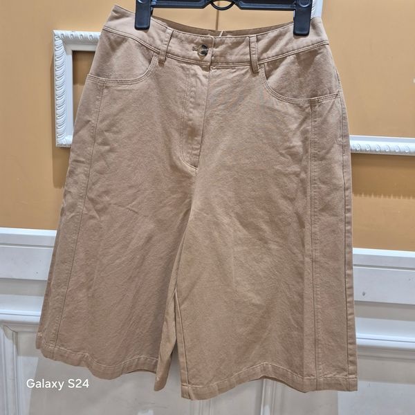 BCBG BCBG [하프클럽]BCBG 올앤썬드리 여름26 모노 버뮤다 바지 A6M4P328