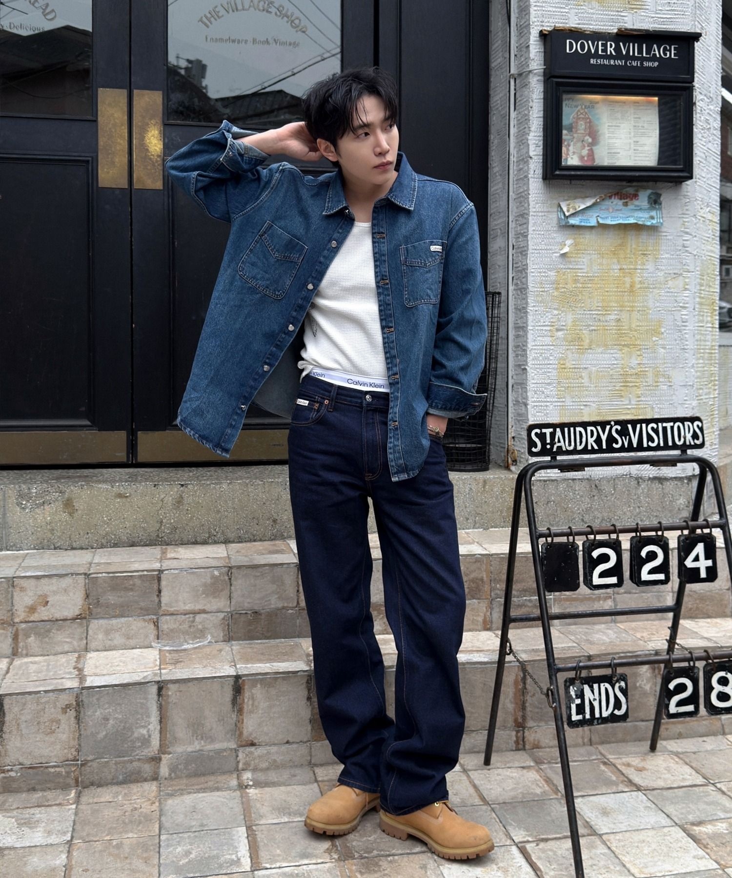 피브이에이치코리아 캘빈클라인 진 CALVIN KLEIN JEANS 90s 스트레이트핏 클래식 린스 데님 4RD933G N8D 5349770 4GN8D