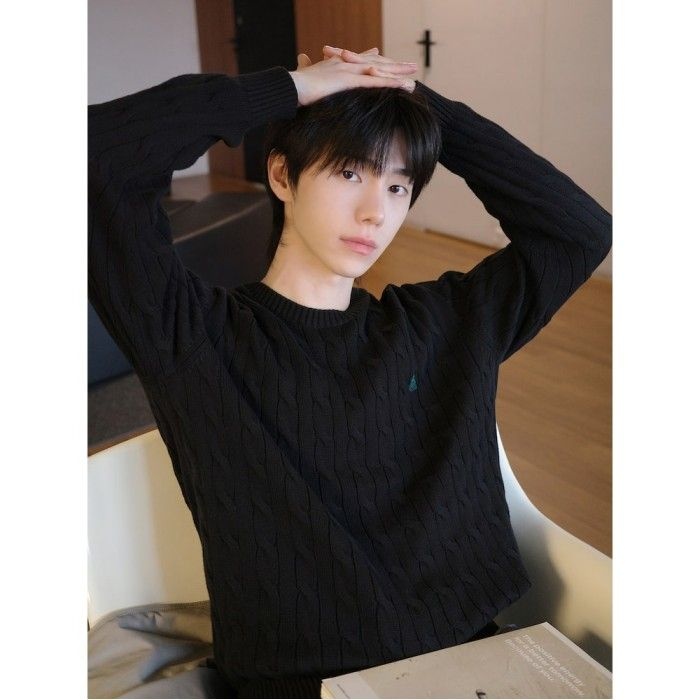 [26SS 30%OFF] [Essential] 남녀공용 코튼 케이블 니트 블랙 BC6151E055
