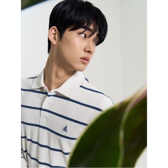 [26SS 30%OFF] 텍스처 칼라넥 스트라이프 긴소매 티셔츠 아이보리 BC6241C550