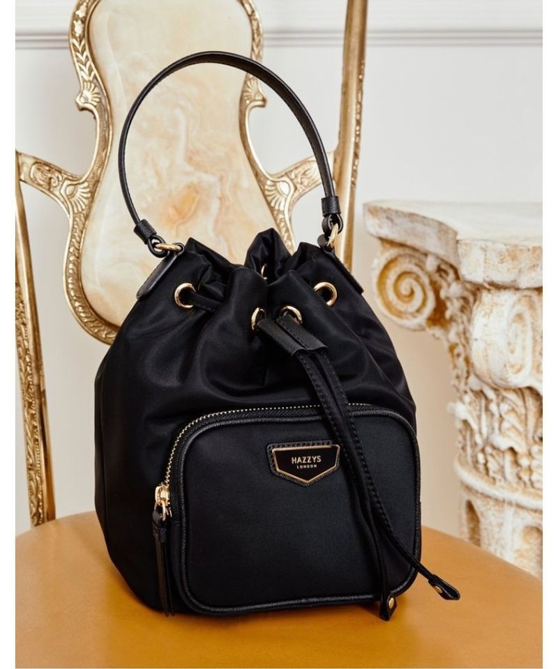 HAZZYS WOMEN ACC <매장정품> HAZZYS 헤지스 WOMEN ACC 베이직 나일론 레더 콤비 드로우스트링 M_HIBA5F303BK HIBA5F303BK 1694011