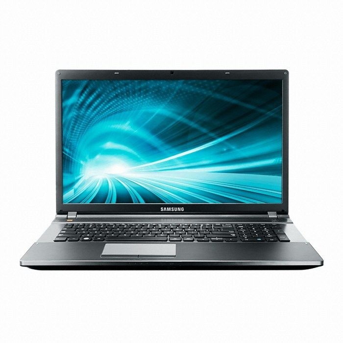 삼성 17인치 대화면 인강용 리퍼 노트북 게이밍 인텔 i5-3210M 지포스 GT650M RAM 8GB SSD 256GB 넉넉한 메모리 저장공간